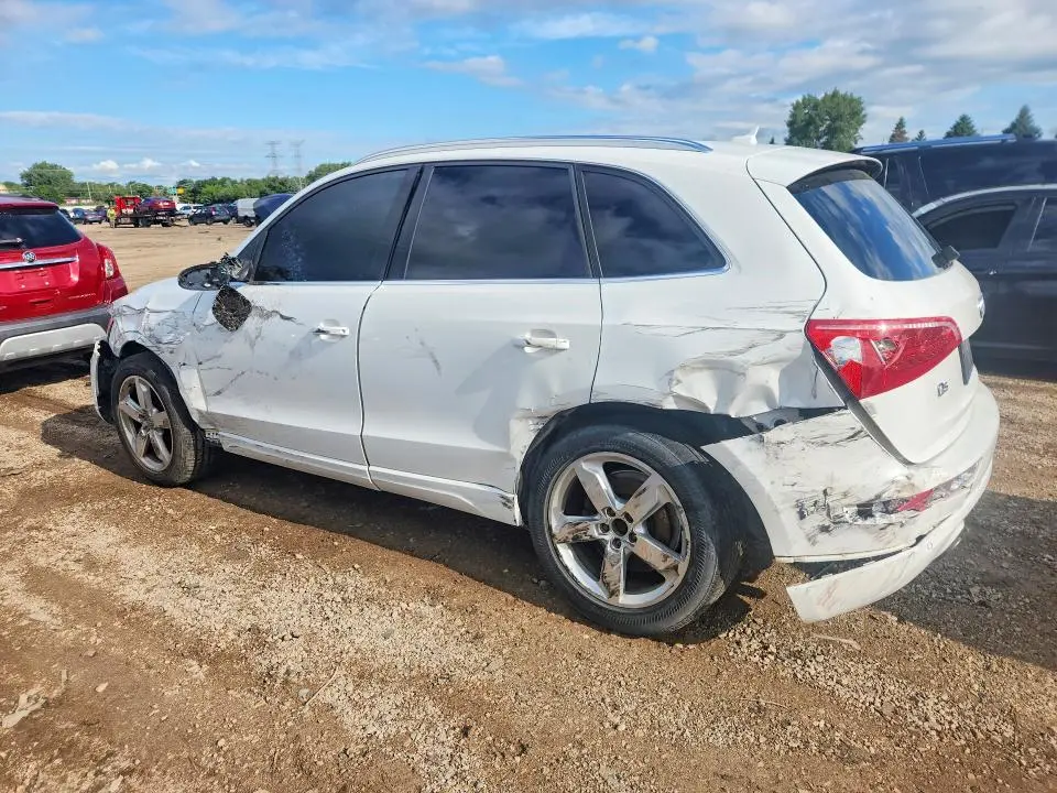 2010 AUDI Q5 PREMIUM PLUS  