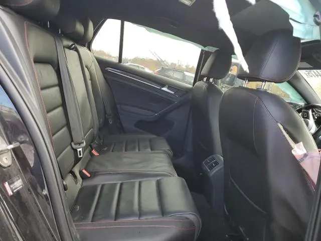 2017 VOLKSWAGEN GTI S/SE  