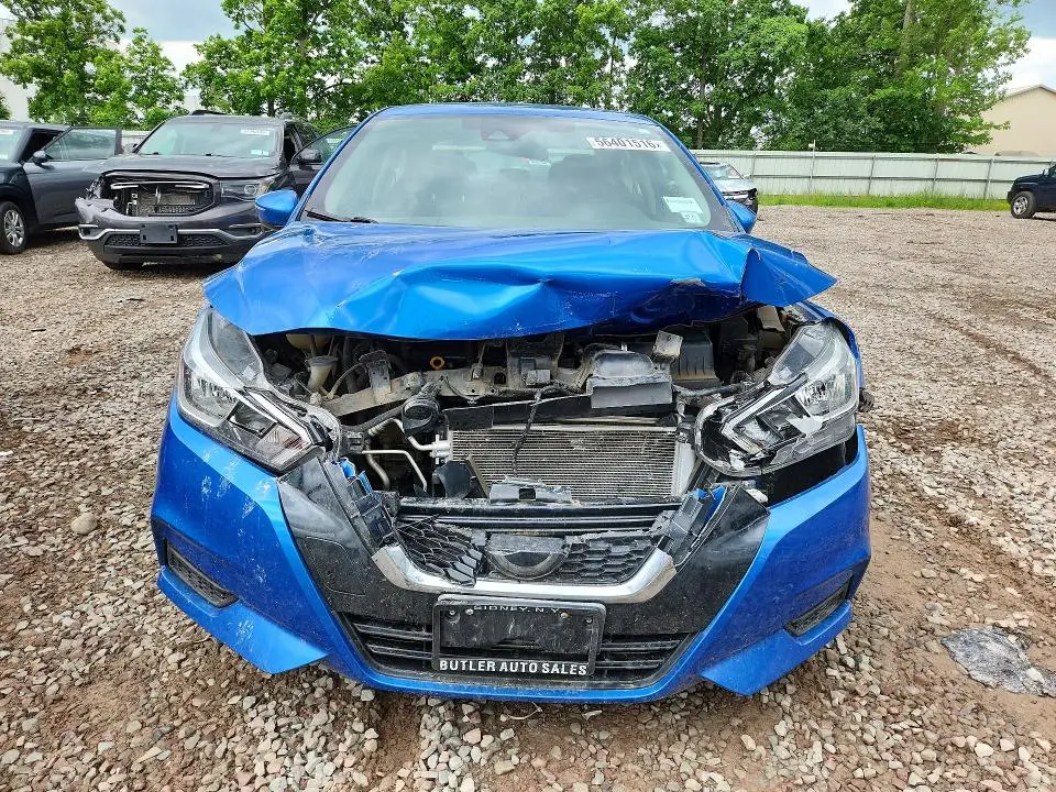 2020 NISSAN VERSA SV  