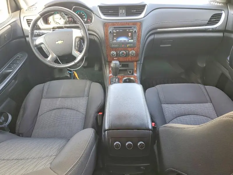 2014 CHEVROLET TRAVERSE LT  