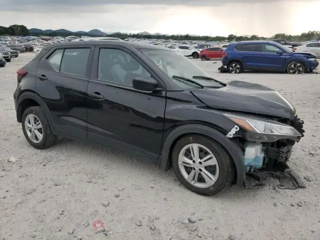 2023 NISSAN KICKS S  