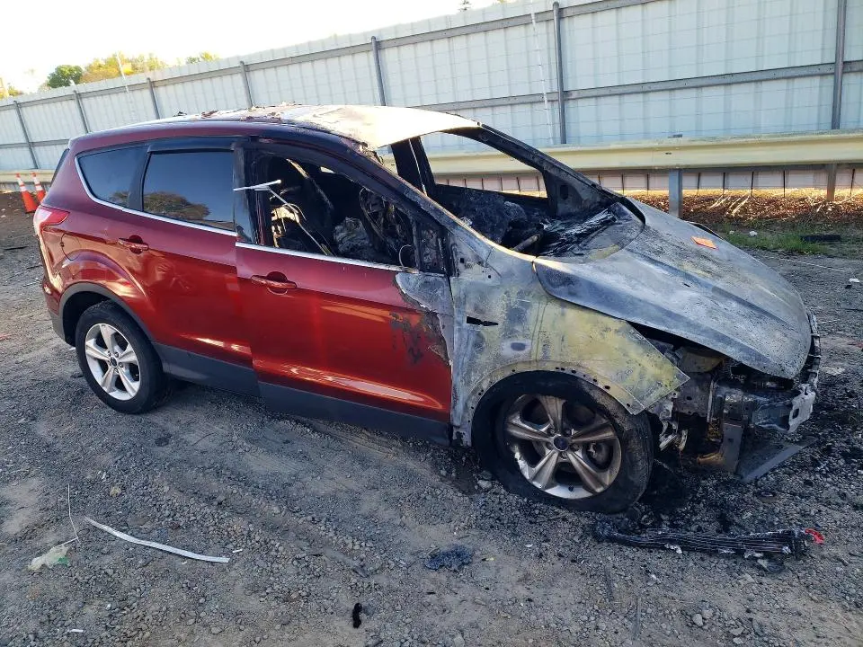 2014 FORD ESCAPE SE  