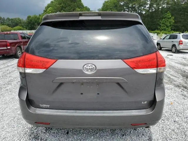2011 TOYOTA SIENNA LE  
