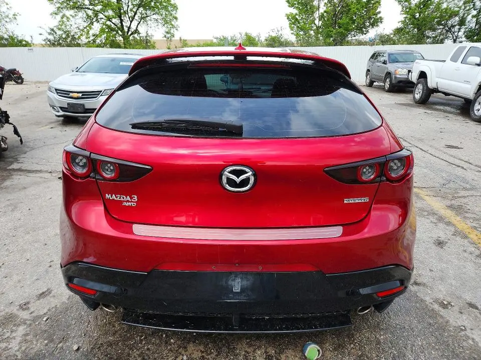 2020 MAZDA 3 PREMIUM  