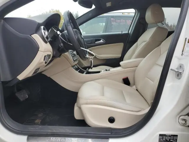 2015 MERCEDES-BENZ GLA 250 4MATIC  