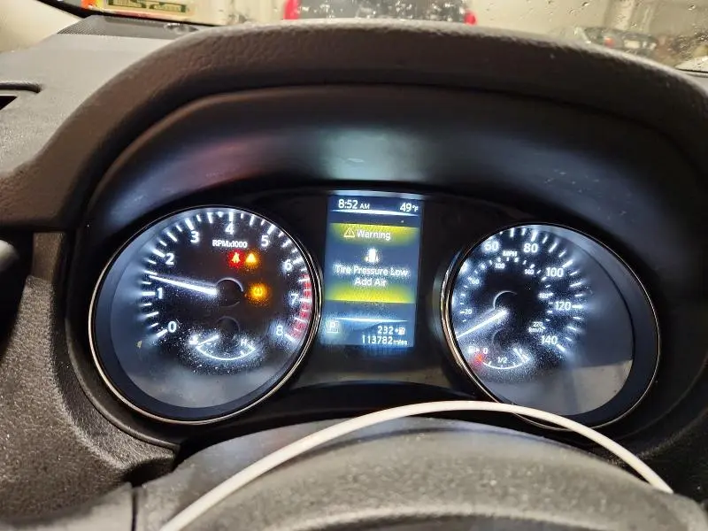 2017 NISSAN ROGUE SV  