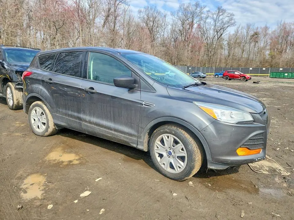 2015 FORD ESCAPE S  