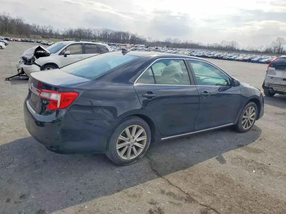 2013 TOYOTA CAMRY   