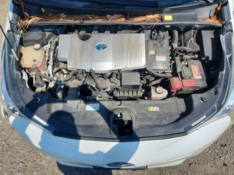 2017 TOYOTA PRIUS   