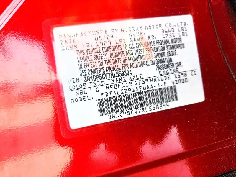 2024 NISSAN KICKS SV  