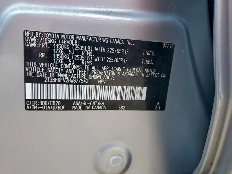 2017 TOYOTA RAV4 LE  