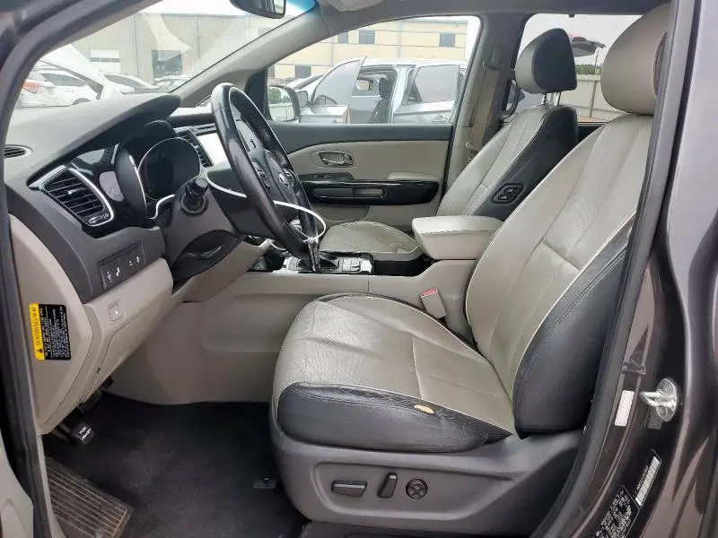 2018 KIA SEDONA EX  