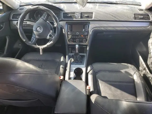 2014 VOLKSWAGEN PASSAT SE  