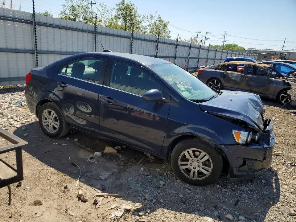 2016 CHEVROLET SONIC LT  