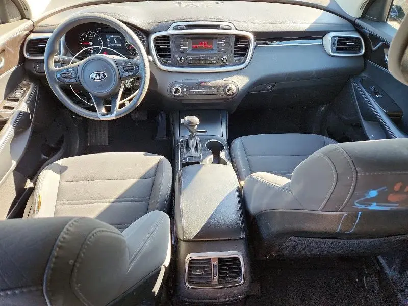 2016 KIA SORENTO L  