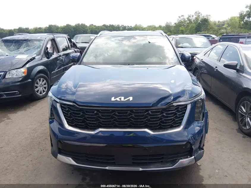 2025 KIA SORENTO S