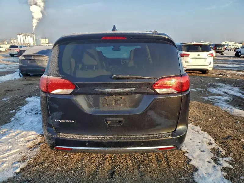 2017 CHRYSLER PACIFICA TOURING L  
