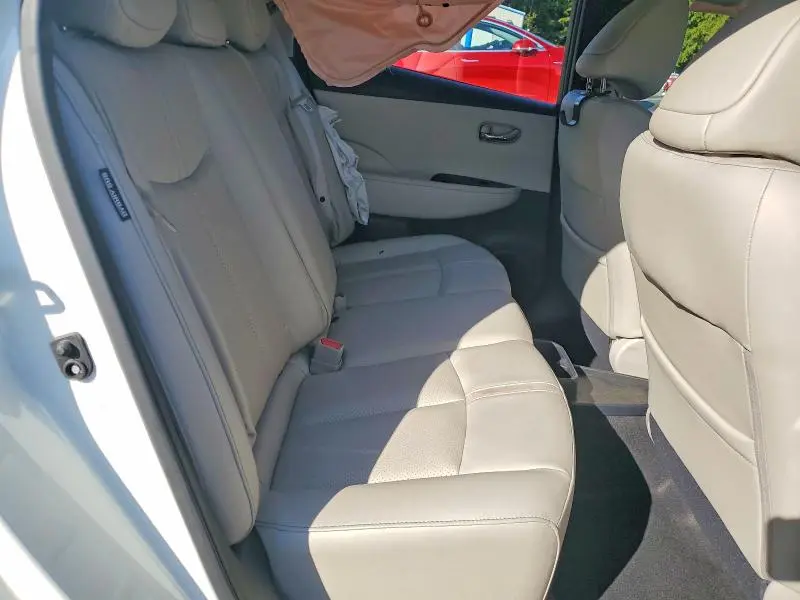2021 NISSAN LEAF SL PLUS  