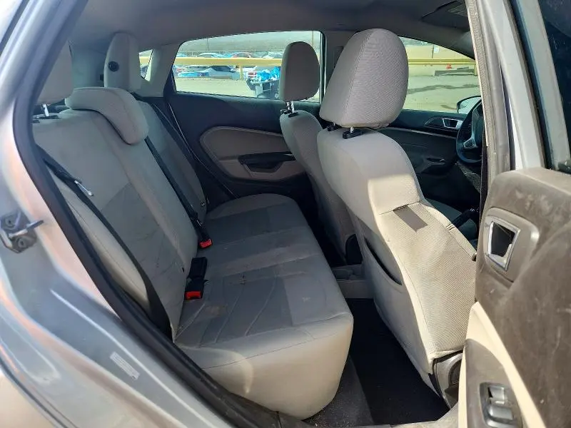 2014 FORD FIESTA SE  