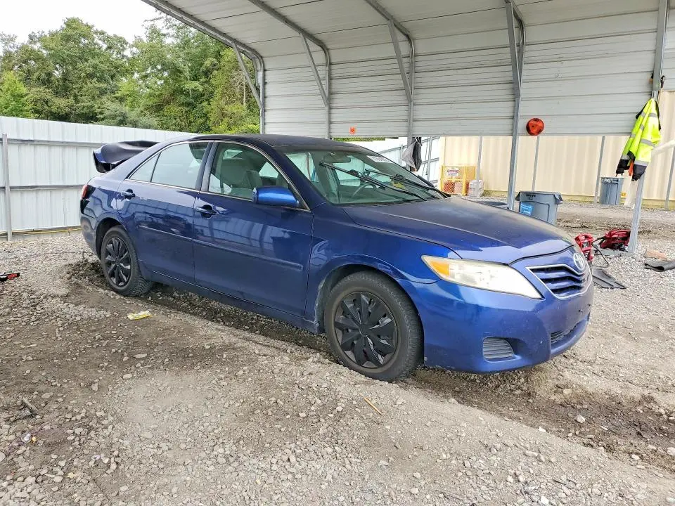 2011 TOYOTA CAMRY LE  