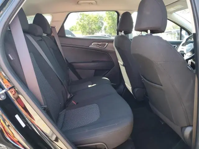 2025 KIA SPORTAGE LX  