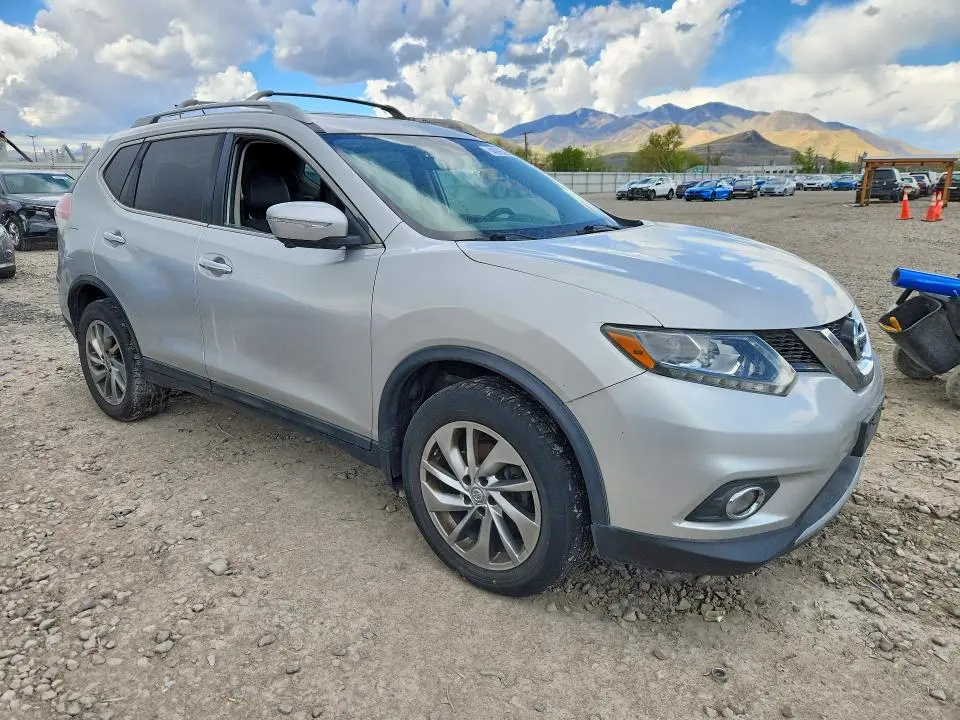 2015 NISSAN ROGUE SL  