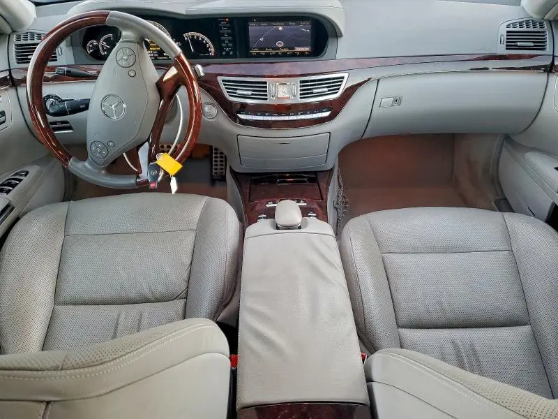 2010 MERCEDES-BENZ S 550  