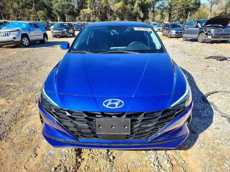 2021 HYUNDAI ELANTRA SEL  