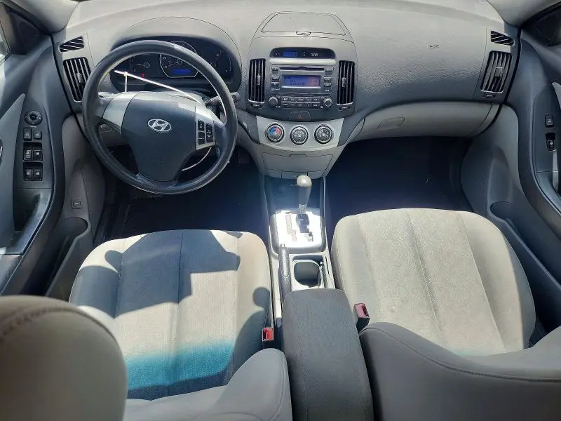 2010 HYUNDAI ELANTRA GLS  
