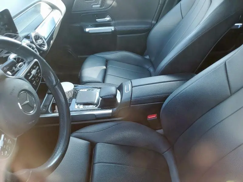 2020 MERCEDES-BENZ GLB 250  