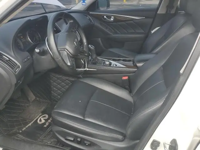 2019 INFINITI Q50 LUXE  