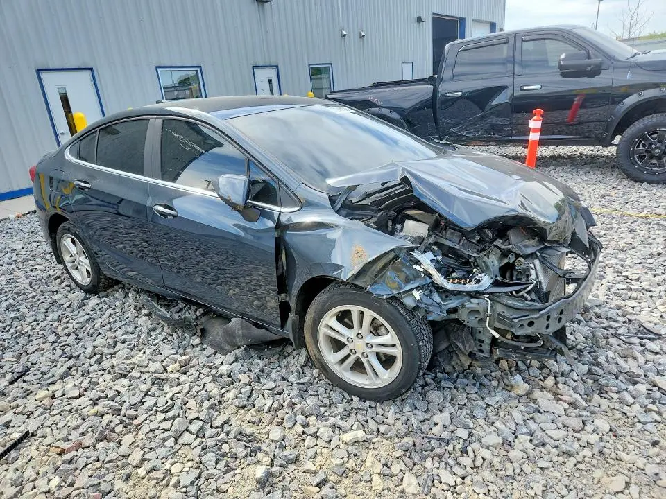 2018 CHEVROLET CRUZE LT  