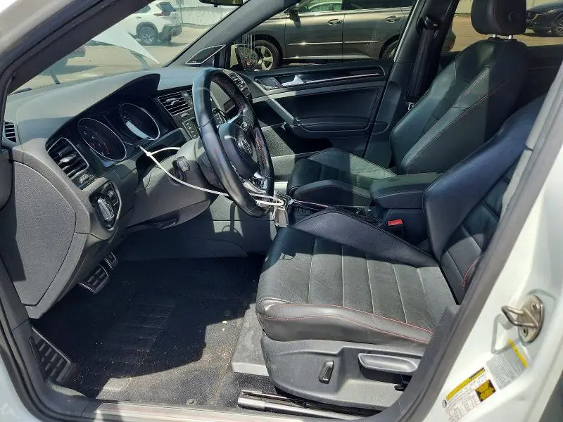 2015 VOLKSWAGEN GTI   
