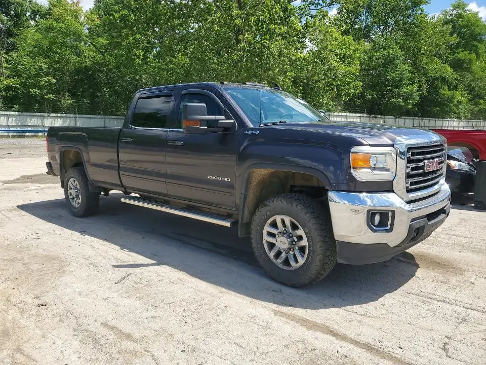 2015 GMC SIERRA K2500 SLE  