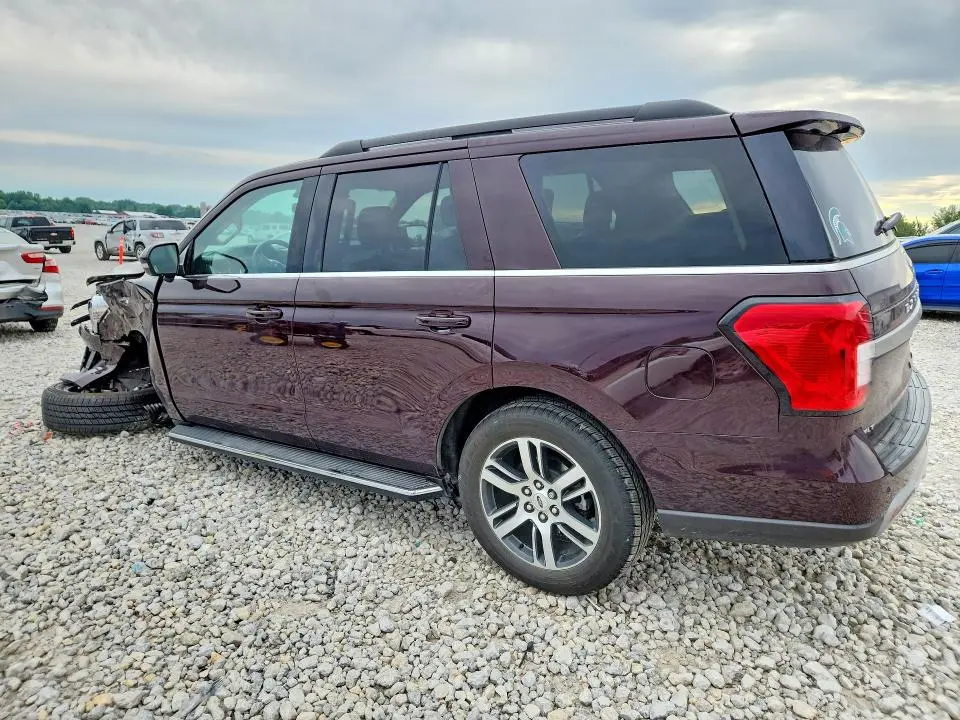 2023 FORD EXPEDITION XLT  
