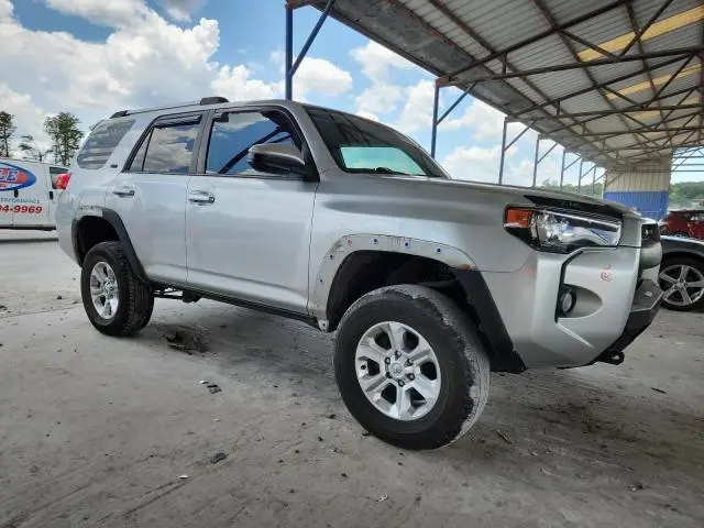 2015 TOYOTA 4RUNNER SR5  
