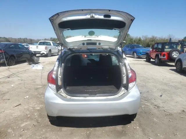 2015 TOYOTA PRIUS C   