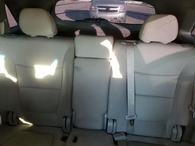 2013 KIA SORENTO LX