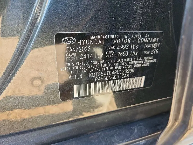 2023 GENESIS G70 3.3T STANDARD  