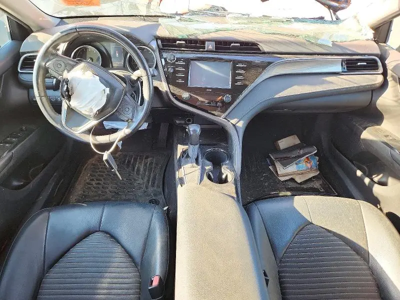 2020 TOYOTA CAMRY SE NIGHTSHADE  