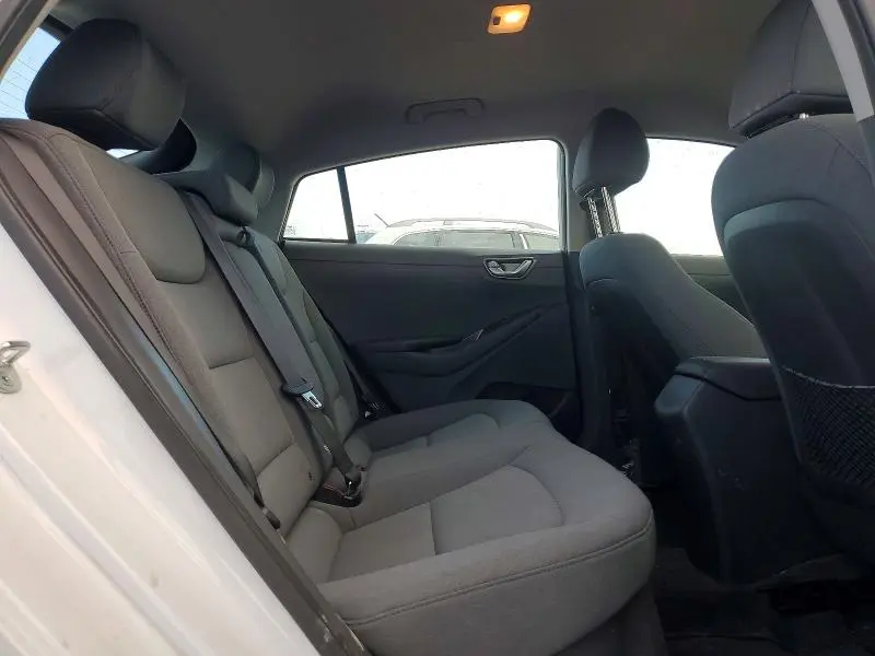 2021 HYUNDAI IONIQ SEL  