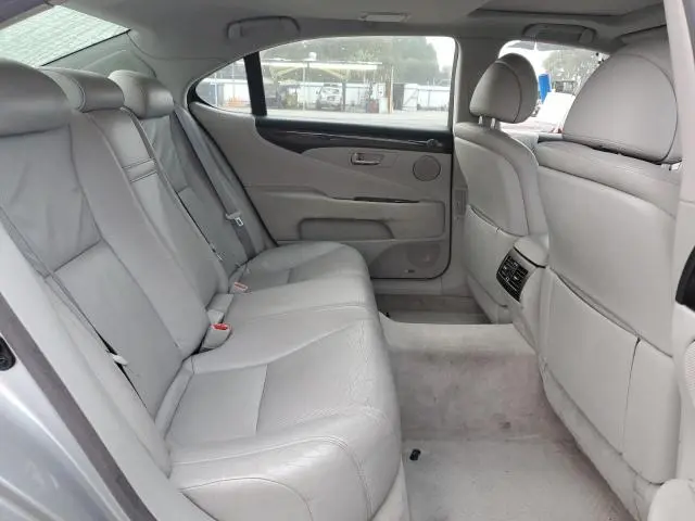 2011 LEXUS LS 460L  