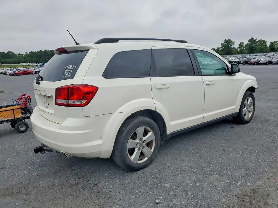 2014 DODGE JOURNEY SE  
