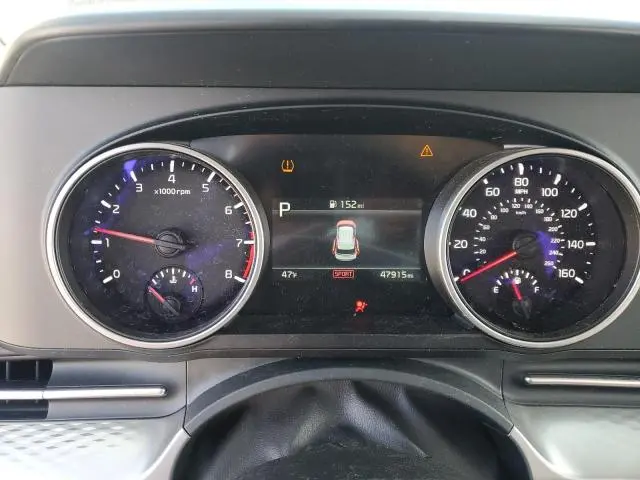 2024 KIA CARNIVAL LX  