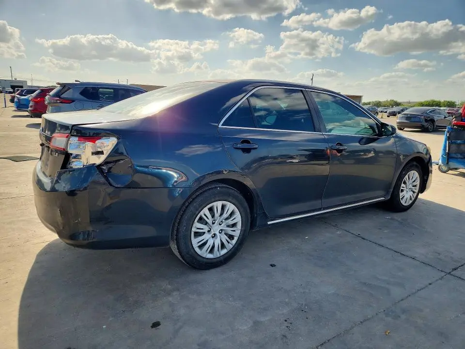 2012 TOYOTA CAMRY LE  