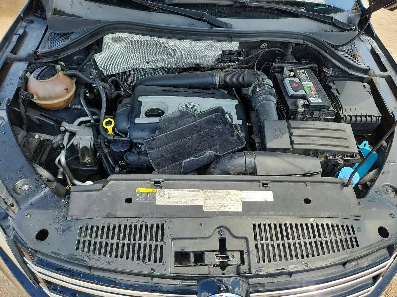 2014 VOLKSWAGEN TIGUAN S  