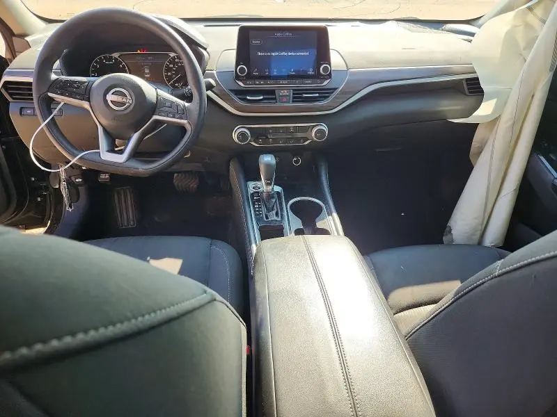 2023 NISSAN ALTIMA SV  