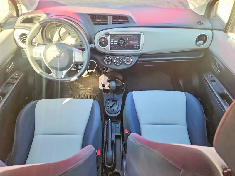 2014 TOYOTA YARIS 5-DOOR LE  