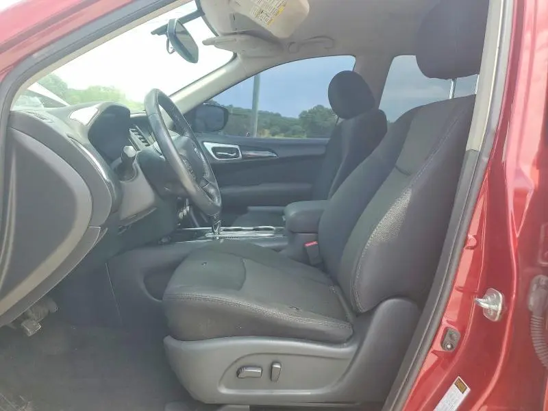2017 NISSAN PATHFINDER SV  