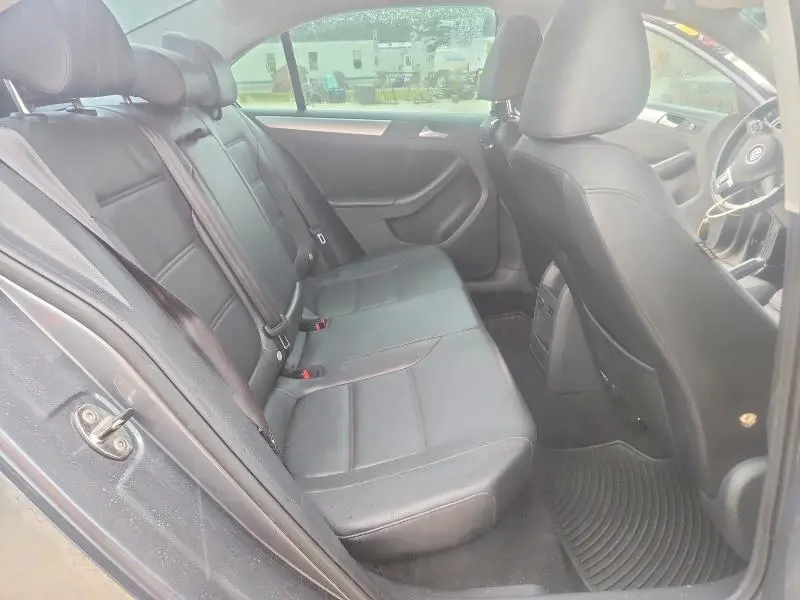 2014 VOLKSWAGEN JETTA SE  